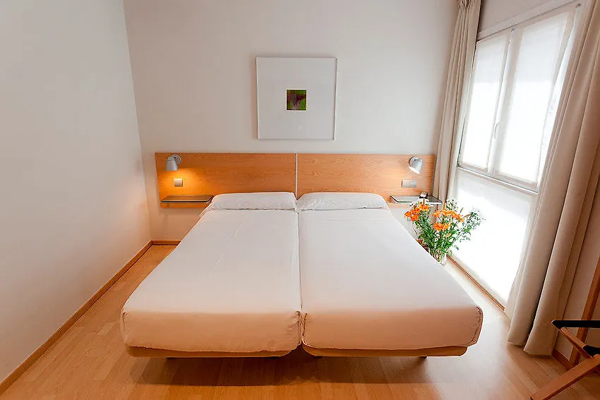 סן סבסטיאן Hotel Arrizul Beach ספרד